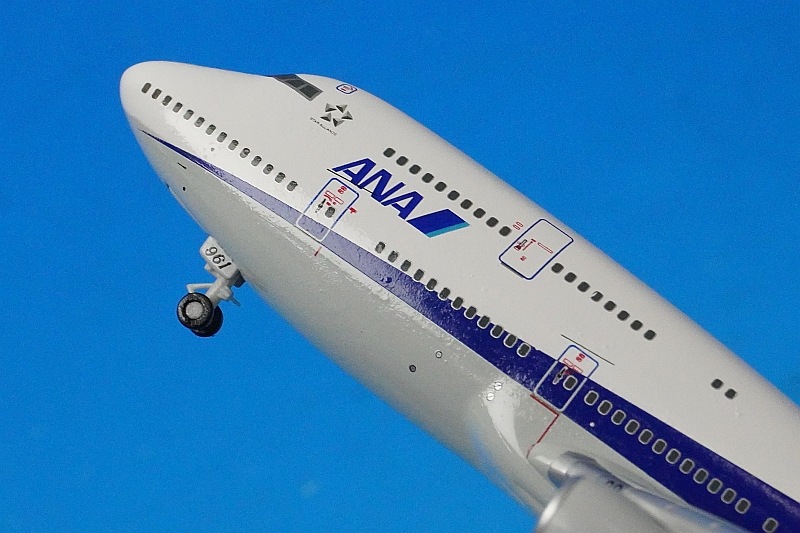 1/400 B747-400D ANA �ǽ����Ի� ������¥��������° JA8961��NH40081�� ����������/���