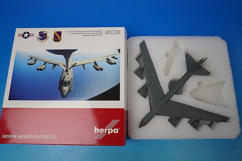 1/200 B-52G ꥫ 42Ҷ 󥰴 #58-0216 572002 إ/