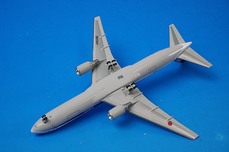 1/400 B767-300ER ANA JA8286 [NH40041] 全日空商事/中古