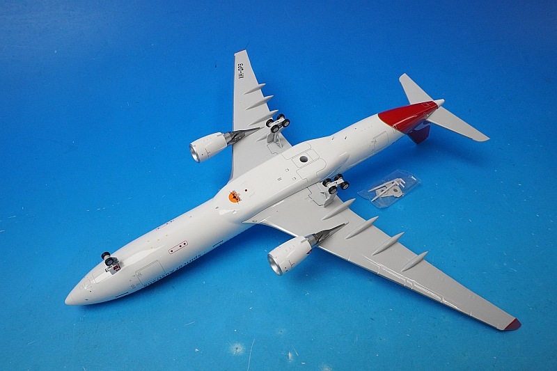 1/200 A330-300 ���󥿥� VH-QPB ��IF333QF1025�� ����ե饤��/���