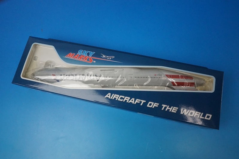 新品 SKYMARKS アメリカン航空機モデル 1/200 Amazon.co.jp: SKYMARKS