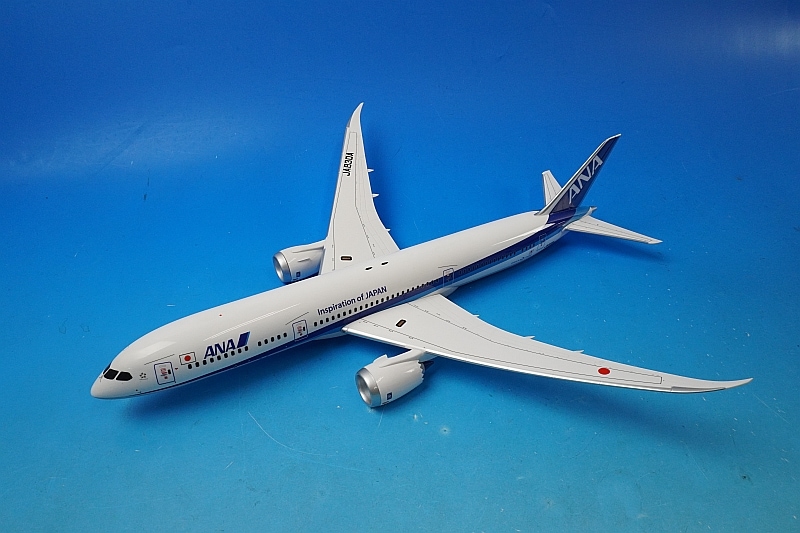 全日空商事 NH20092 787-9 R2-D2 ANA JET 未展示品 1/200 B787-9 ANA STAR WARS スターウォーズ R2-D2ジェット