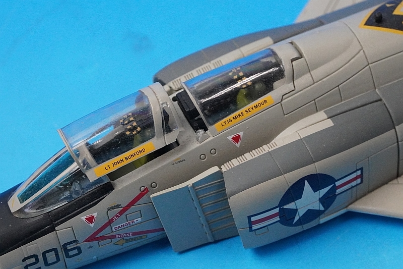 1/72 F-4J ファントムII VF-84 アメリカ海軍 ジョリーロジャース