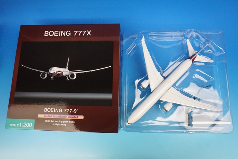 1/200 B777-9 ボーイング ハウスカラー 主翼飛行姿勢 *レジ番付与なし 1/200 B777-9 ボーイング ハウスカラー 主翼飛行姿勢 *レジ番付与なし