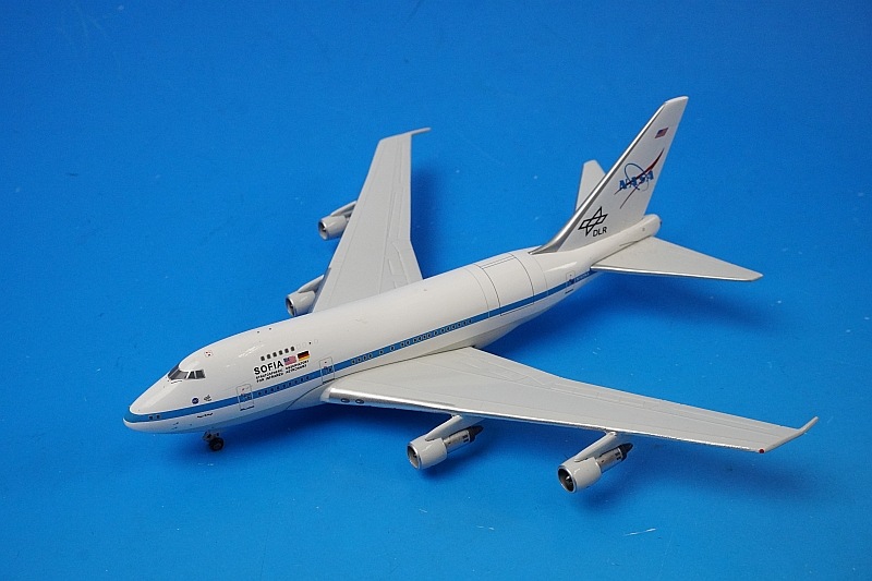 全日空　スヌーピー　飛行機模型 1/500 B747-400D ANA スヌーピージェット JA8965 その他/中古