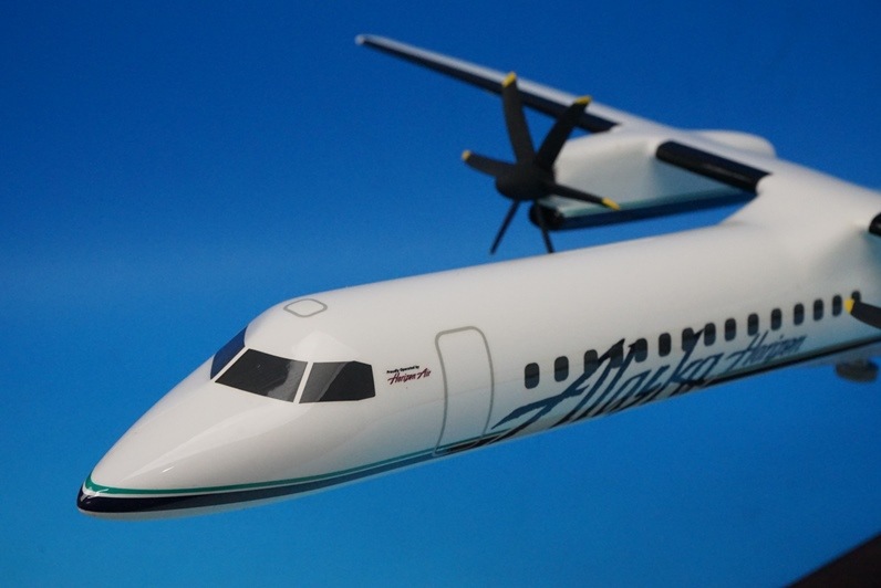 1/72 ボンバルディア DHC-8-400 アラスカ ＊レジ番付与なし パックミン