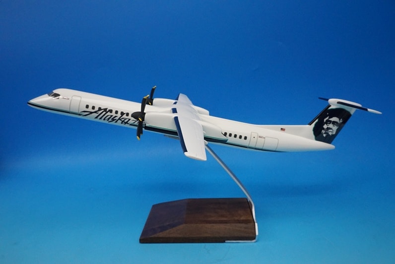 1/72 ボンバルディア DHC-8-400 アラスカ ＊レジ番付与なし パックミン