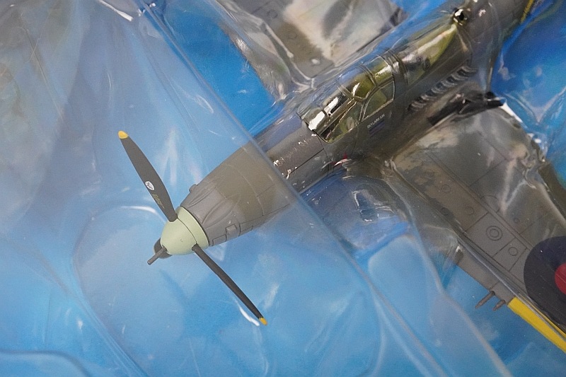 1/72 �������֥� AH601 ��P-39�� �����ꥹ���� ��601 [HA1703�� �ۥӡ��ޥ�����/���