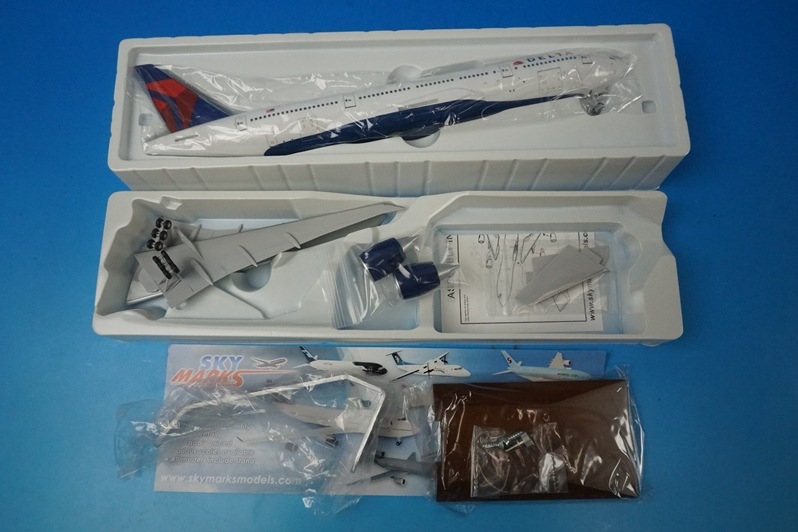 1/200 B777-200LR �ǥ륿 ���쥸����Ϳ�ʤ� [SKR5009] SKYMARKS/���