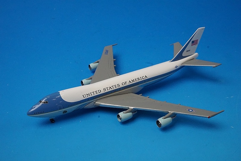 航空機模型 いろいろ 11機 (プラスチック製 1/200、1/130 etc） Amazon.co.jp: UPS Skymarks 747-8F 1/200 McDonnell Douglas MD