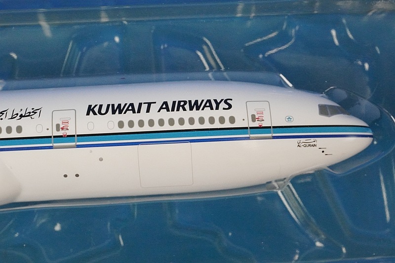 1/200 B777-200ER ���������� AL-QURAIN 9K-AOA ��0137] �ۡ�����/���