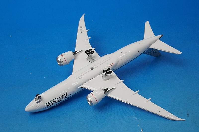 1/400 B787-8 ジップエア JA826J [04476］ フェニックス/中古