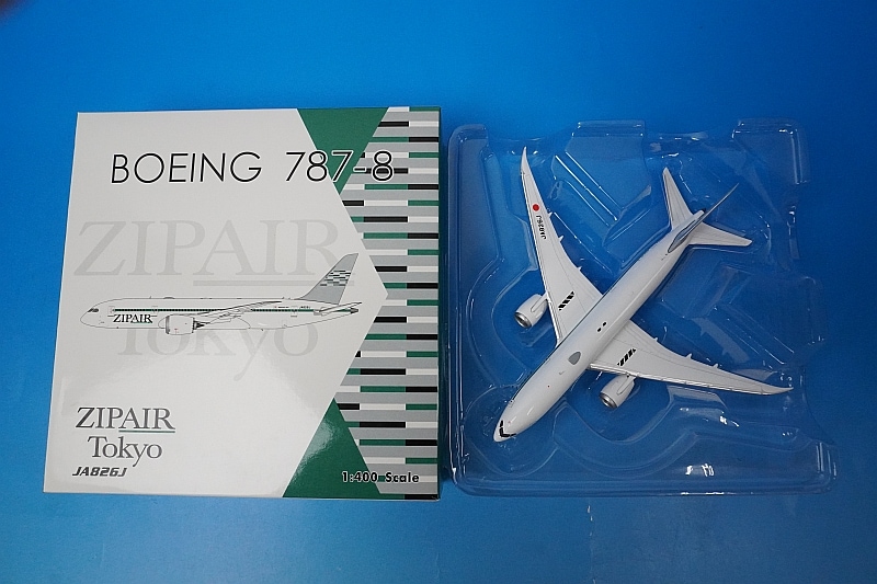 1/400 B787-8 ジップエア JA826J [04476］ フェニックス/中古