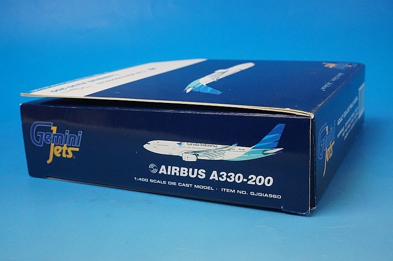 ガルーダ・インドネシア航空 エアバスA330-200 1/100模型 ガルーダ・インドネシア航空 エアバスA330-200 1/100模型 - メルカリ
