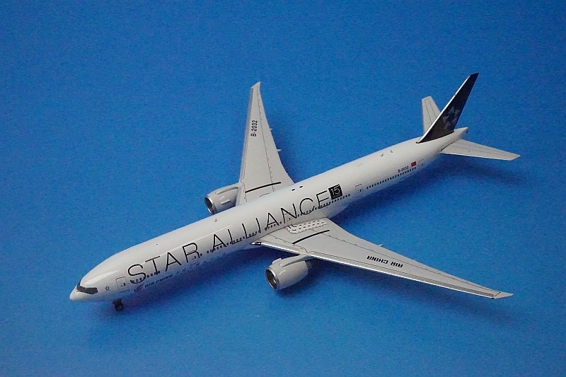 1/400 B777-300ER �������㥤�� ����� ��������/���������饤���� 15���� B-2032 [10665] �ե��˥å���/���