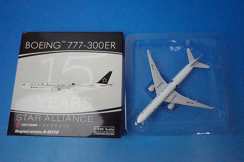 1/400 B777-300ER �������㥤�� ����� ��������/���������饤���� 15���� B-2032 [10665] �ե��˥å���/���