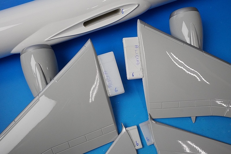 1/100 B777-8F ANA������ ���쥸����Ϳ�ʤ� ��NH00113�� �ѥå��ߥ�/���