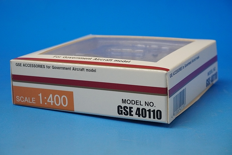 1/400 空港ジオラマアクセサリ 青バス・ステップカー・トーイング