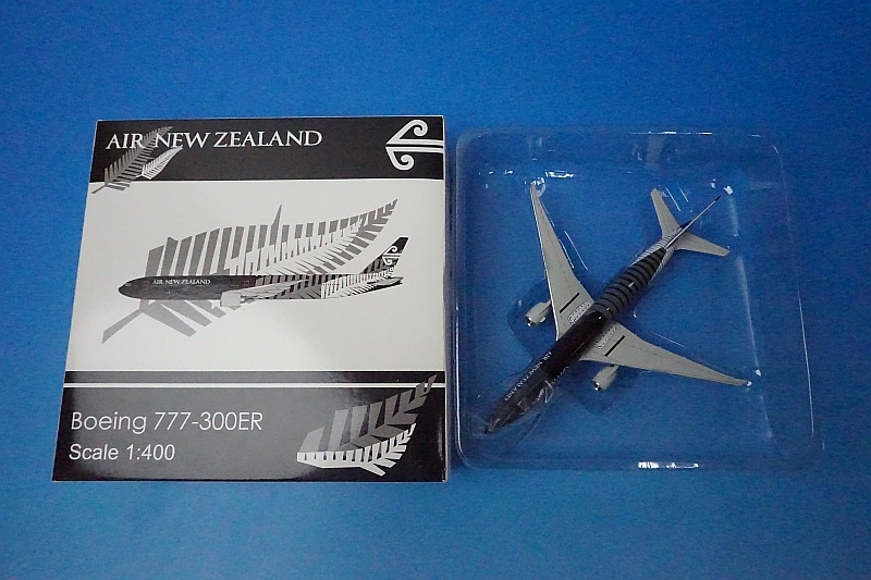 1/400 B777-300ER �˥塼�������� ������֥�å��� ZK-OKQ [XX4921] JC�����󥰥�/���