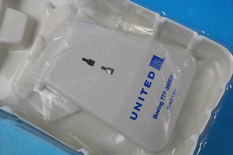 1/200 B777-300ER ʥƥå 쥸Ϳʤ 10567 ۡ/