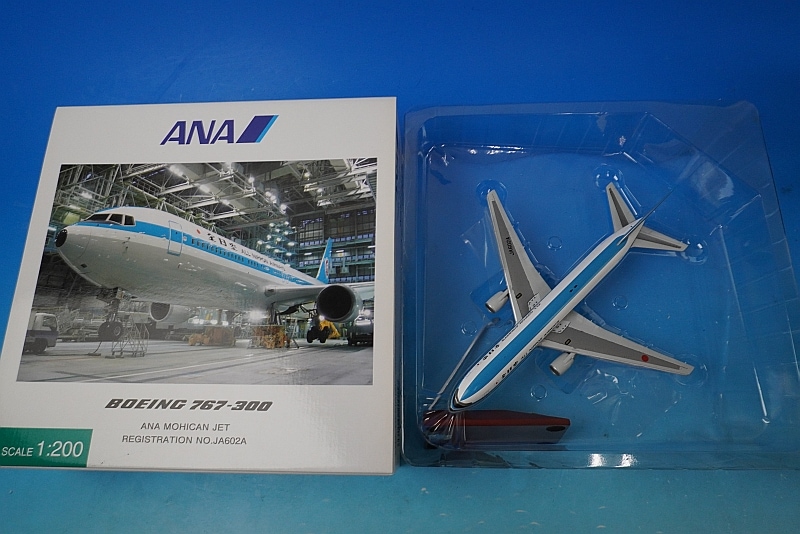 全日空商事 1/200 ANA767-300 モヒカンジェット JA602A 1/400 B767-300 ANA モヒカンジェット JA602A [NH40046] 全日空