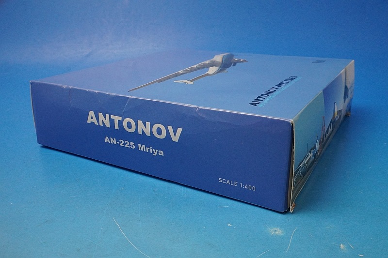 genさん専用 ／アントノフ ムリーヤ 42cm 1/400 アントノフ An-225 ムリーヤ アントノフ設計局（ソ連） UR-82080