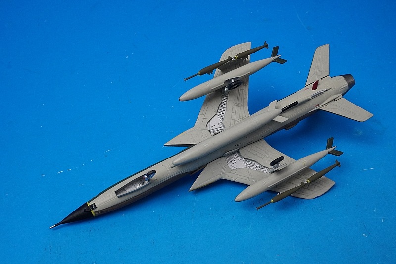 1/144 F-105D ������������� ����ꥫ���� ��355�����Ʈ�Ҷ��� ��357�����Ʈ������ �����꡼���� RU/#60-0504 ��AV440027] ���������˥���/���
