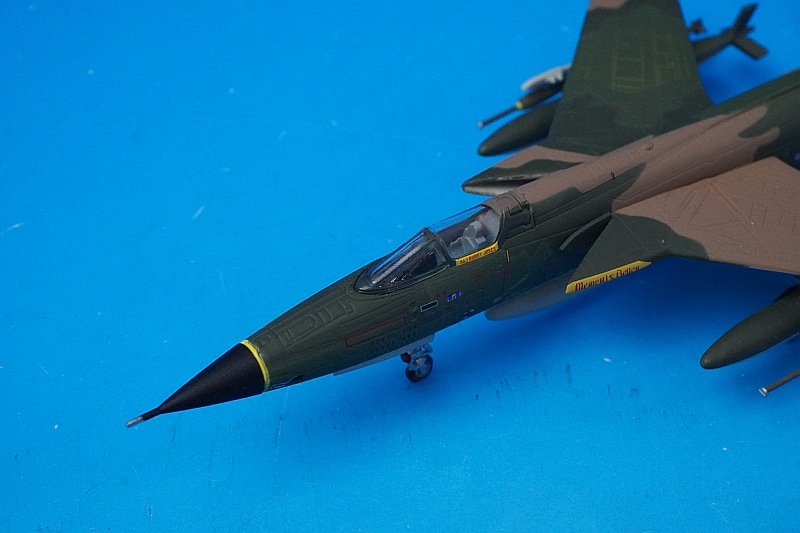 1/144 F-105D ������������� ����ꥫ���� ��355�����Ʈ�Ҷ��� ��357�����Ʈ������ �����꡼���� RU/#60-0504 ��AV440027] ���������˥���/���