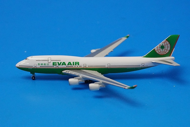 1/1000 A330-200 B747-4001 B777-300ER Х B-16301 B-16410 B-16701 9147] ۡ/