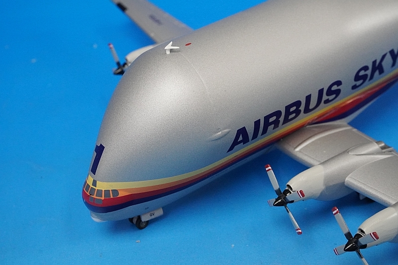 スーパーグッピー Aviationtag 金属色 Super Guppy Edition 1:400 Modell + Schlüsselanhänger