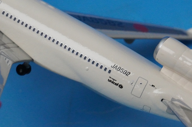 1/400 MD-11 JAL アーク塗装 JA8582 ［10053］ フェニックス/中古