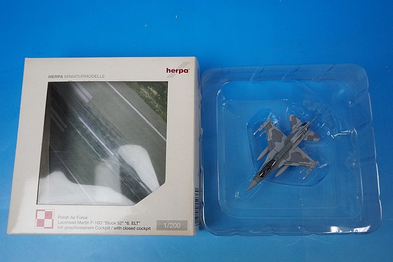 1/200 F-16D �ݡ����ɶ��� Block 52 6.ELT ��550369�� �إ��/���