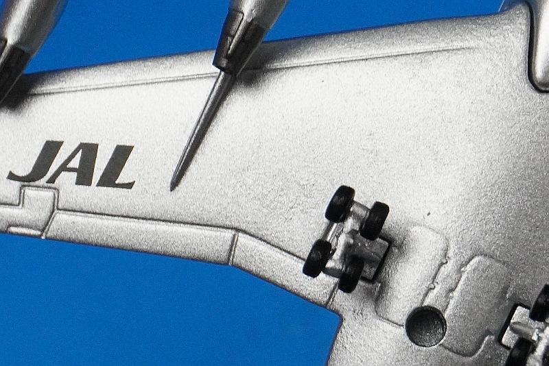 1/400 DC-8-61 JAL 旧鶴丸塗装 JA8045 N8762 [2004-001] ビッグ
