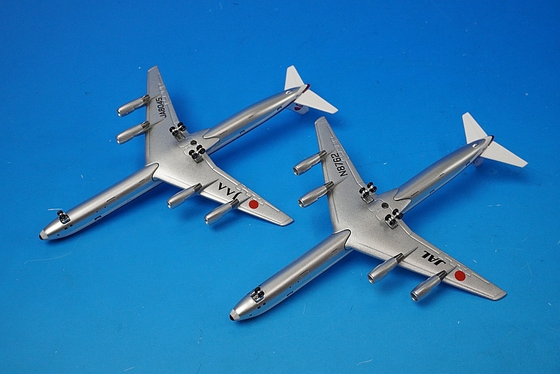 1/400 DC-8-61 JAL 旧鶴丸塗装 JA8045 N8762 [2004-001] ビッグ