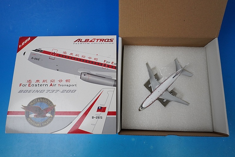 遠東航空　ボーイング 737-200 　1/130スケールモデル 336.値下げしました☆ボーイング B737-200 1/130 ミニチュア