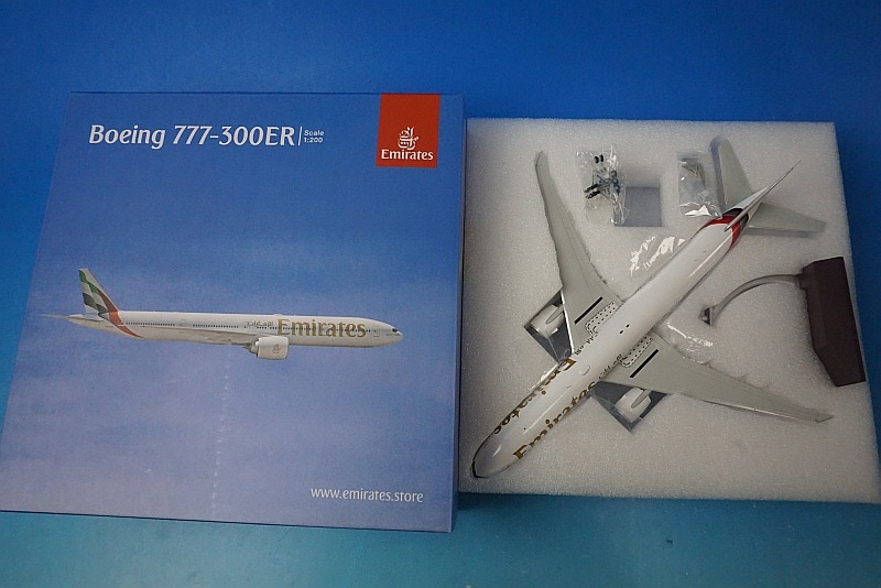 1/200 B777-300ER エミレーツ A6-ENV ［G2UAE1250］ ジェミニ