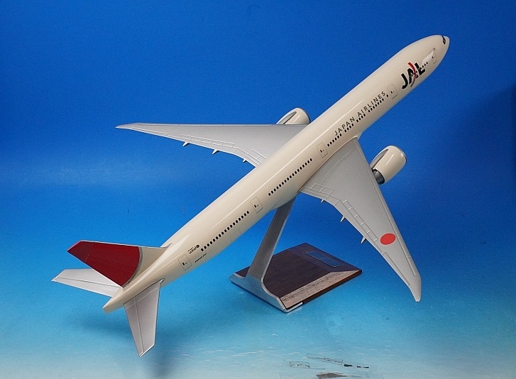 1/100 B777-300 JAL ���������� ���쥸����Ϳ�ʤ� �ѥå��ߥ�/���