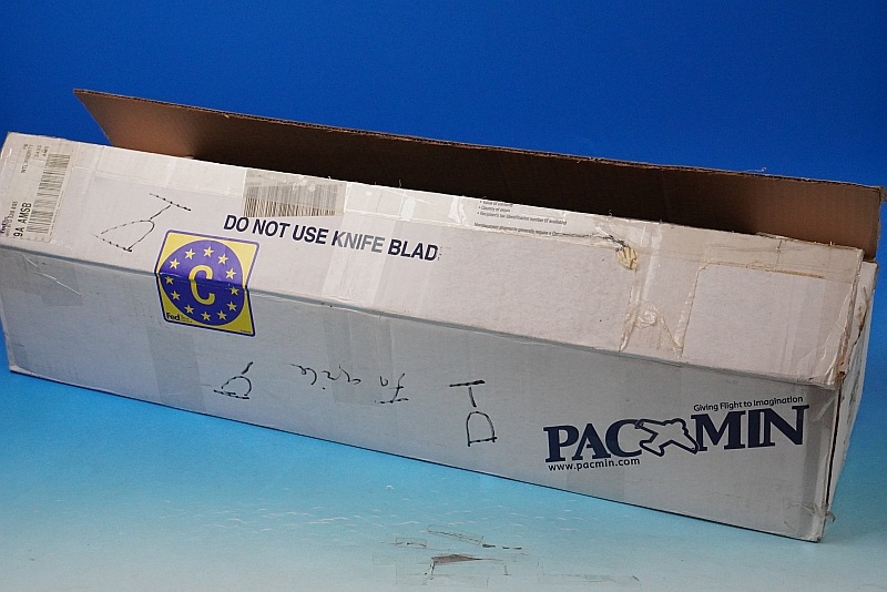 1/100 B777-300 JAL ���������� ���쥸����Ϳ�ʤ� �ѥå��ߥ�/���