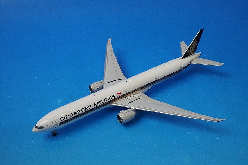 1/400 B777-300ER ���󥬥ݡ��� 9V-SWB [11306] �ե��˥å���/���