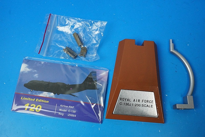 1/200 ���å����ɥޡ��ƥ��� C-130J �ϡ�����꡼�� C5 (L-382) �����ꥹ���� ZH884 ��IFCLEV130005�� ����ե饤��/���