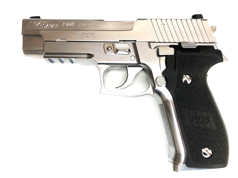 美品　絶版　東京マルイ SIG シグ P226R クロームステンレス 東京マルイ SIG シグ P226R クロームステンレス シグ ザウエル