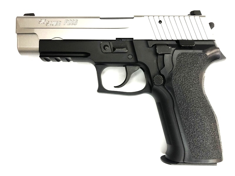 東京マルイ　シグ　ザウエルP226 E2 (中古美品) 東京マルイ] シグ ザウエル P226 E2 ガスブローバック (中古