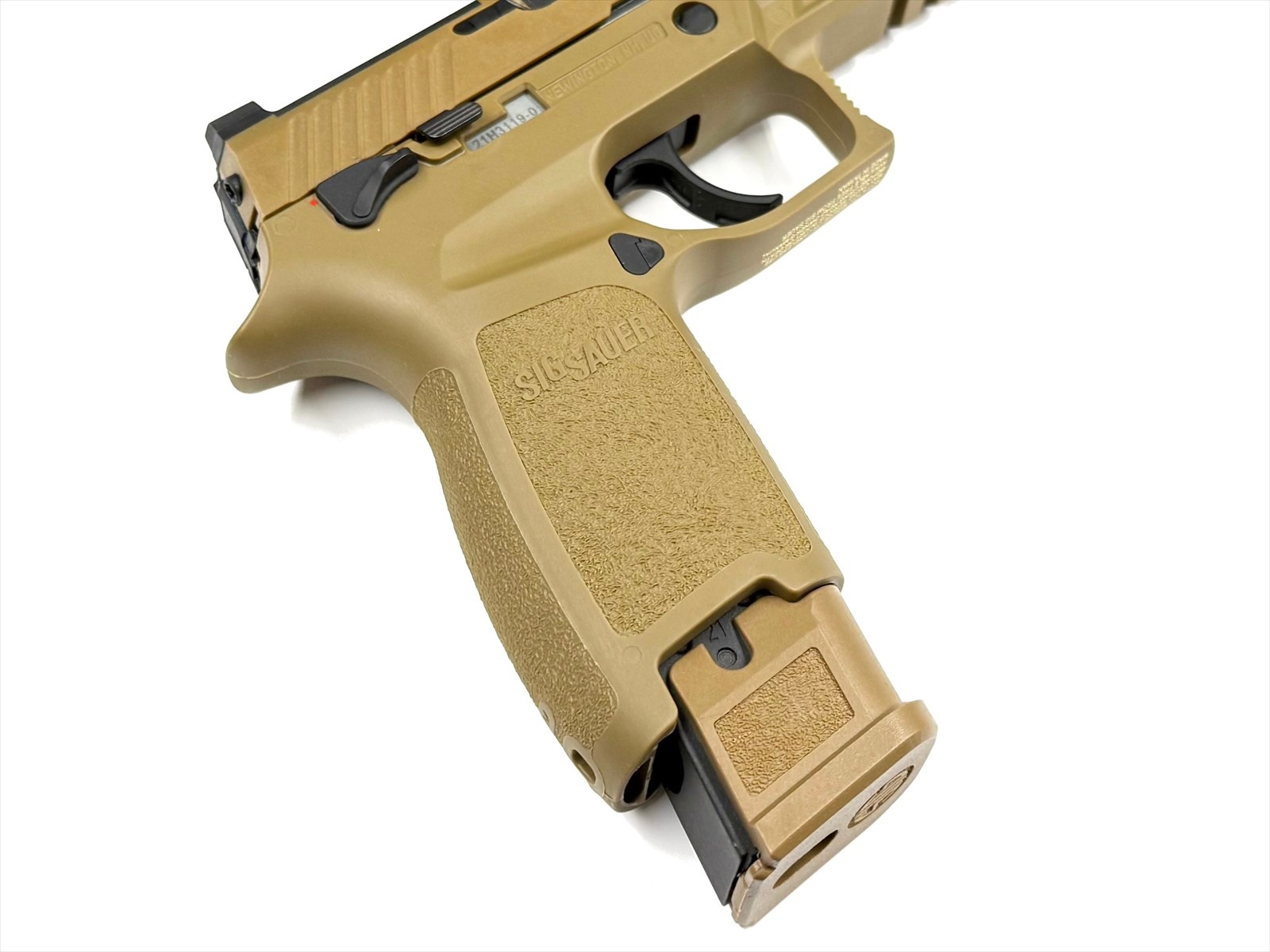 特選中古品】CO2ガスブローバック SIG/ライラクス SIG M17 FDE JASG