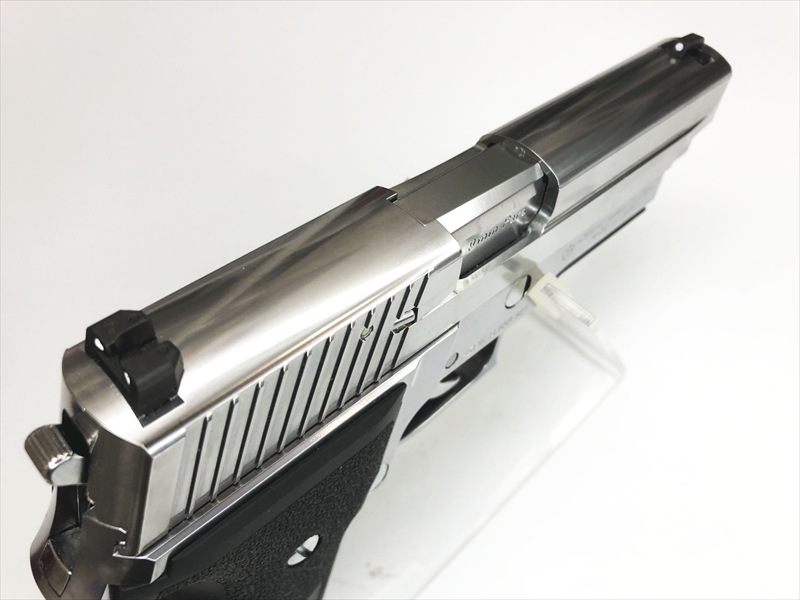 東京マルイ SIGSAUER P226 R クロームステンレス ガスブローバック 東京マルイ SIGSAUER P226 R クロームステンレス ガスブロー