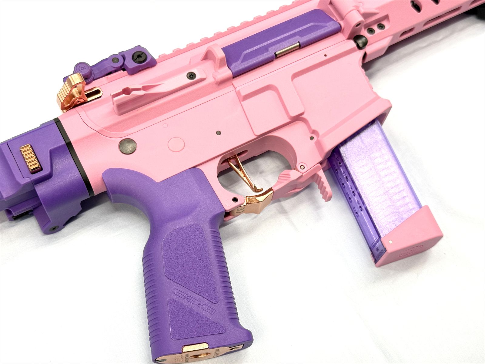 特選中古品】電動ガン G&G FAR-9 Pink スペアマガジン×2セット【マック