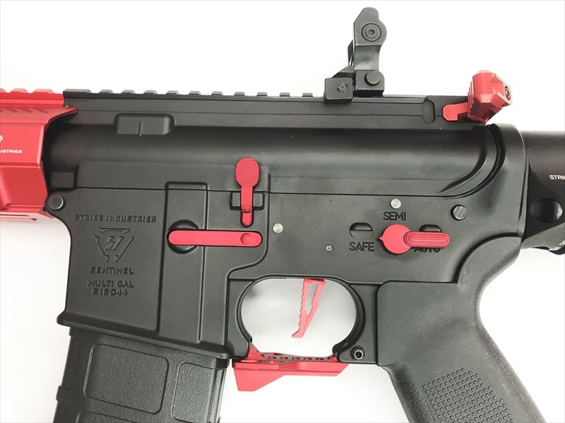 売り切れ【特選中古品】電動ガン E&C AR15 STRIKE オプレッサー PDW7