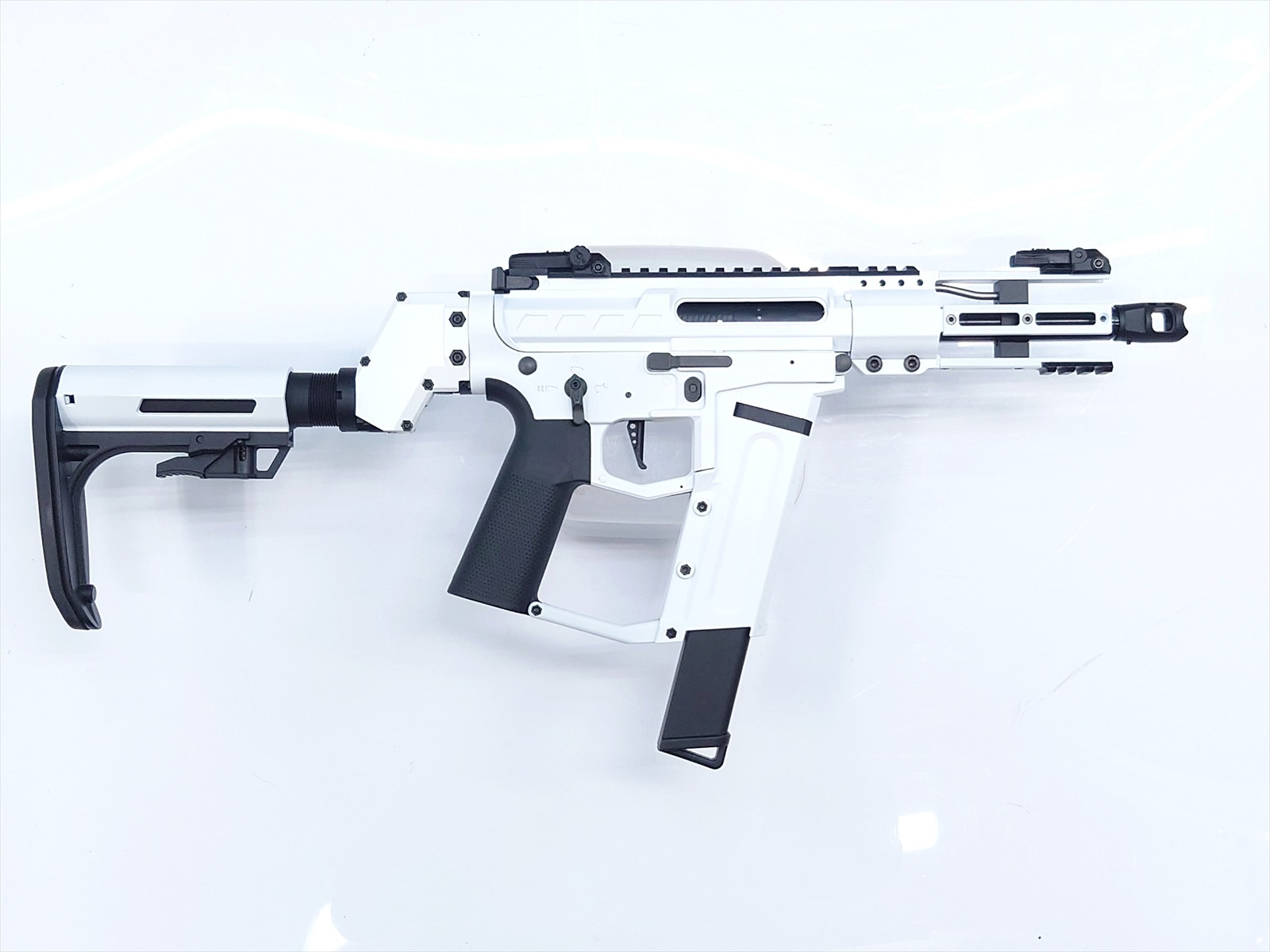 特選中古品】電動ガン C.A.T Versatile-5s Valor 限定ホワイトモデル