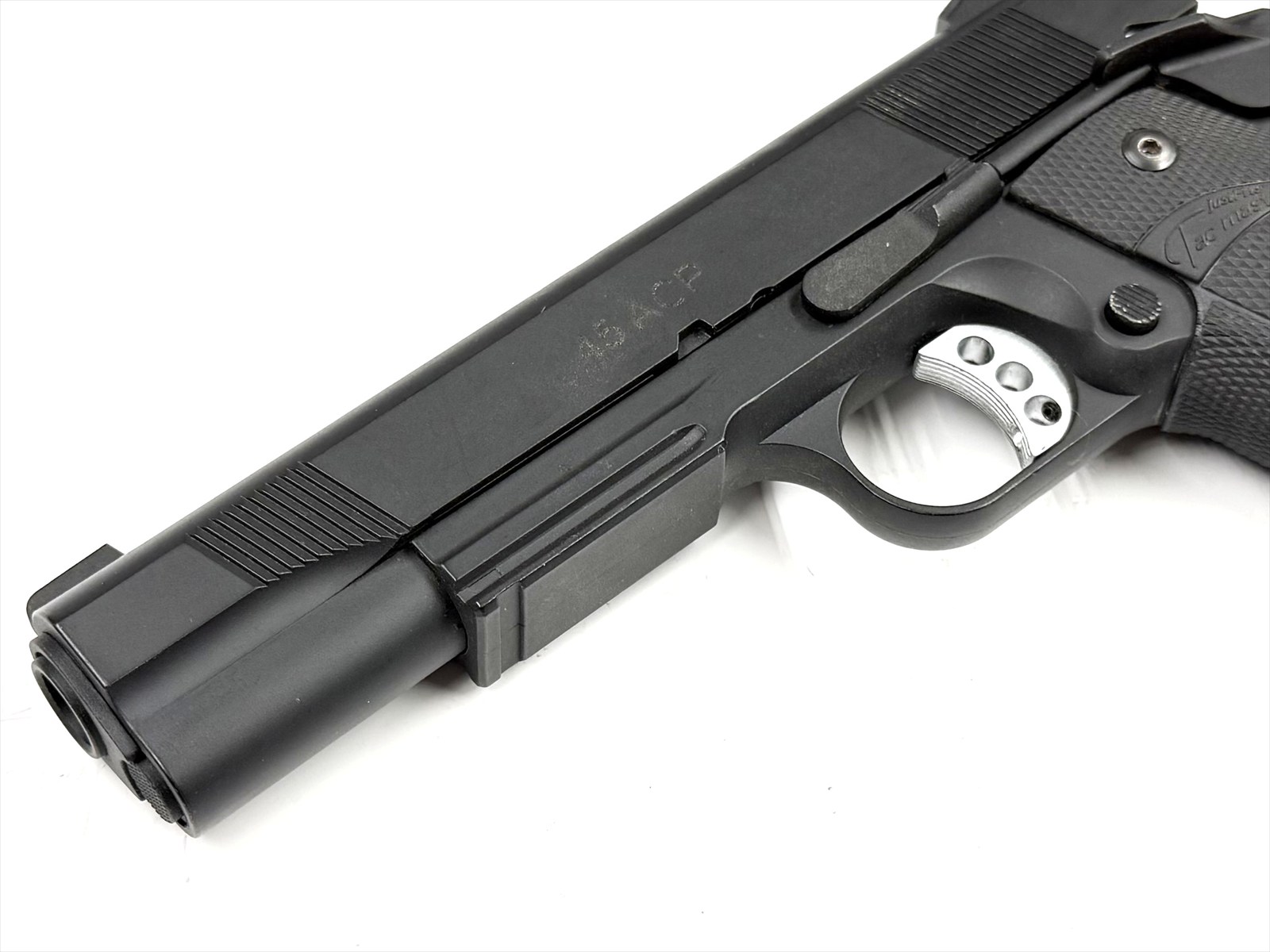 特選中古品】CO2ガスブローバック Carbon8 M45CQP（第8ロット）[11521