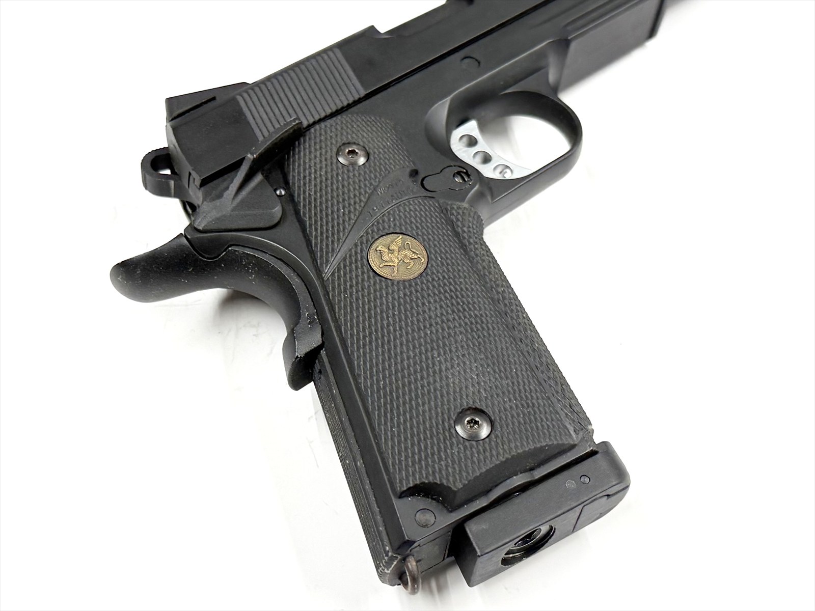特選中古品】CO2ガスブローバック Carbon8 M45CQP（第8ロット）[11521