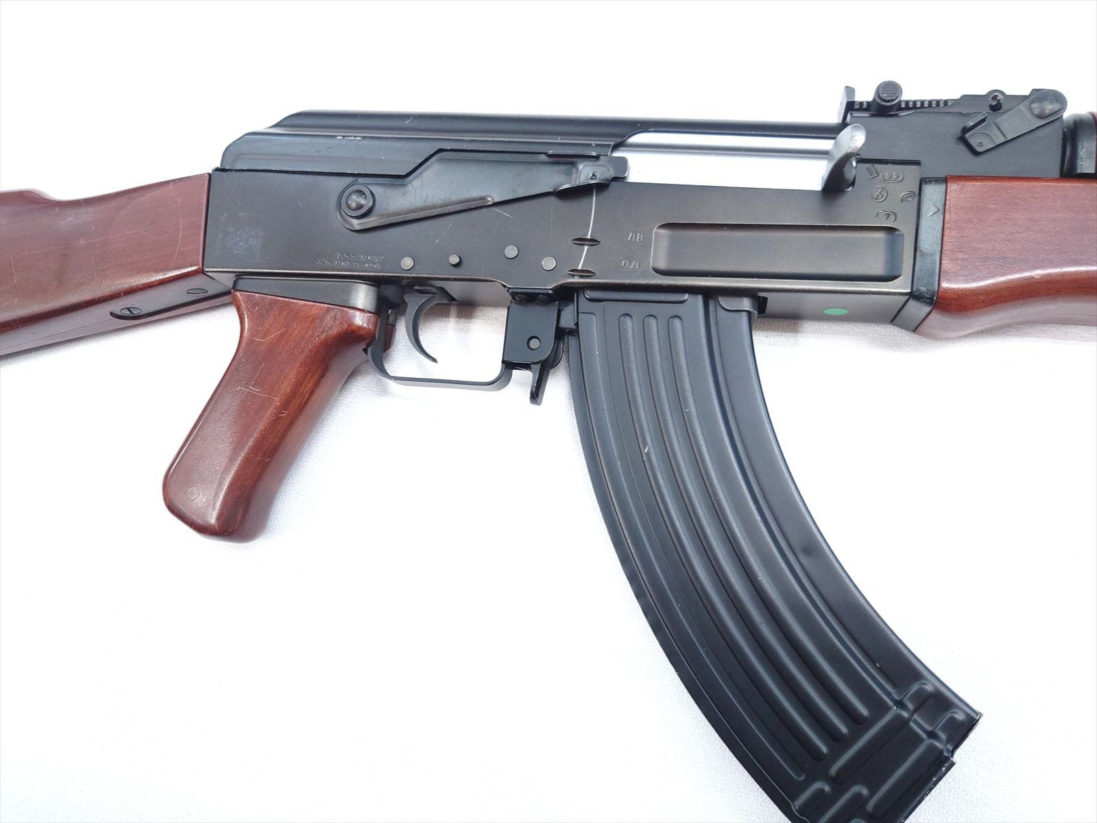 『早い者勝ち即発送』 東京マルイ 次世代電動ガンAK-47 TYPE3 特選中古品】次世代電動ガン 東京マルイ AK47 TYPE3 [11124] | 特選